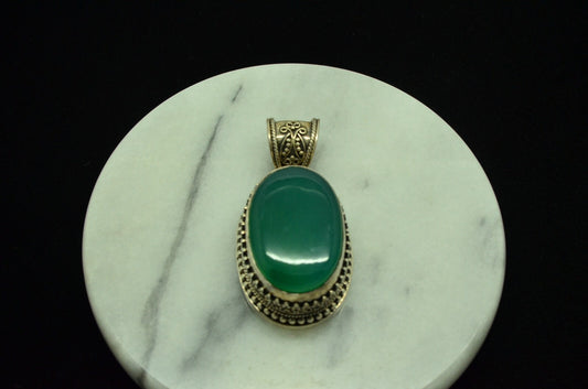 925 Sterling Silver oval green chalcedony fancy pendant charm -heavy