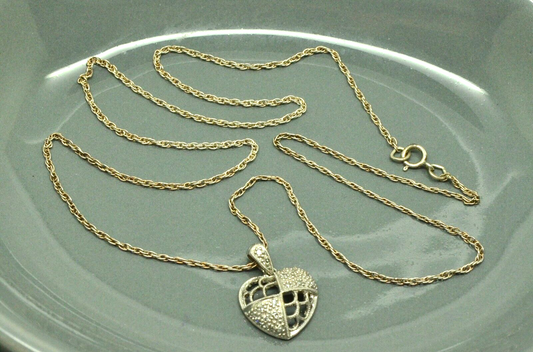 19.5" 14K White gold diamond encrusted heart pendant charm w/ 925 Silver chain