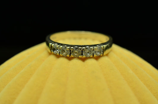 14K White Gold five stone cubic zirconia ring band size 7.25