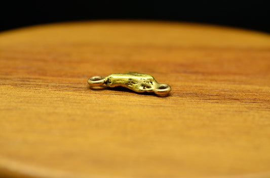 20K Yellow Gold natural gold nugget w/ jump rings 1.1 grams 15mm X 7mm X 2.5mm