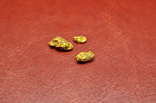 Lot of 18k-20k Yellow Gold tiny natural gold nuggets 1.0 gram