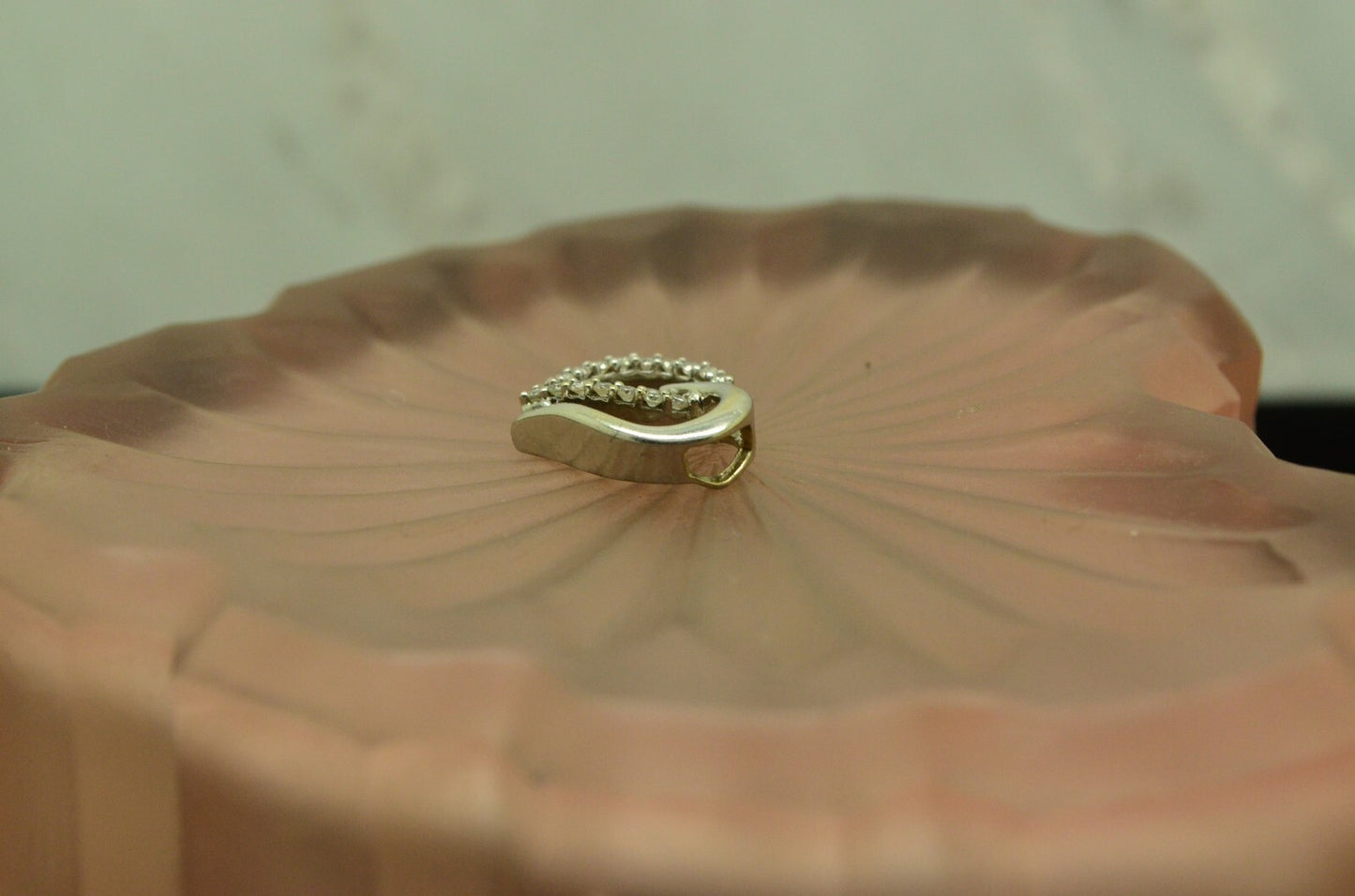 10K White gold open heart w/ diamonds tiny pendant charm 0.20 tcw #D3786