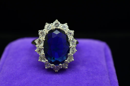 925 Sterling Silver Large Blue Oval CZ Ring  Sz 6.75