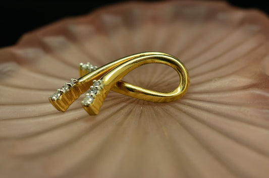 14K Yellow Gold Flared Ribbon Design Pendant Charm w/ White Sapphires