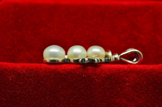 925 Sterling silver dressed up Christmas natural pearl snowman pendant charm