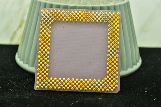 AMD K-6-2 / 500 AFX 2.2V CORE 3.3V I/O CPU Computer Chip