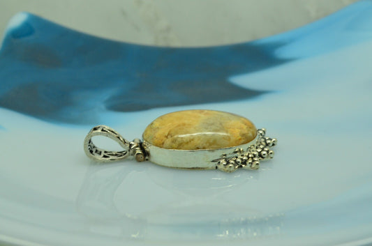 925 Sterling Silver oval agate solitaire pendant charm