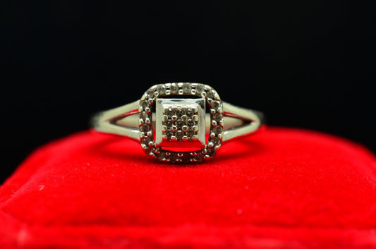 925 Sterling Silver Halo Setting Ring with Diamonds 0.29 tcw Size 5.5