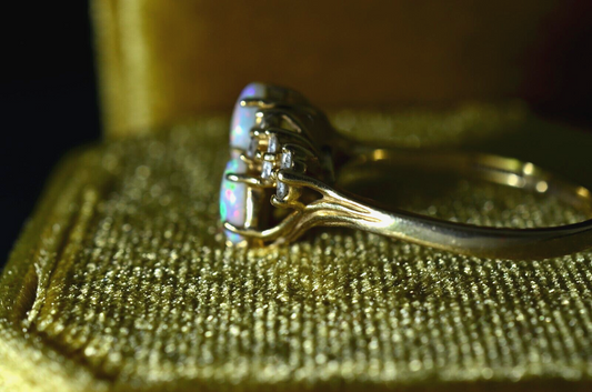 14K Yellow Gold two stone white opal ring band w/ diamonds size 7.75