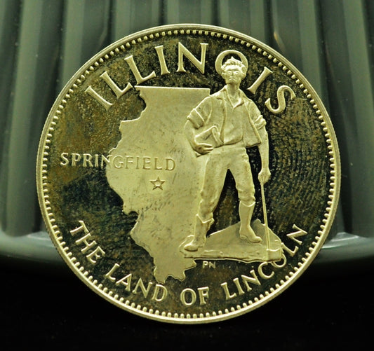 925 Silver Franklin Mint Art Round State of Illinois