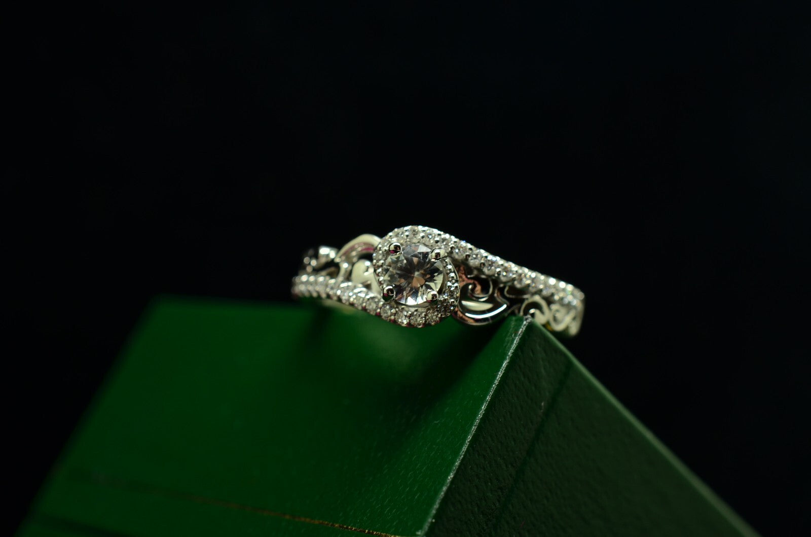 10K White Gold White Sapphire Sculptural Engagement Ring Diamond accents Size 7