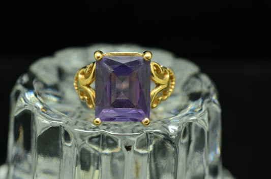 14K Yellow Gold Color Changing Teal Blue / Purple Sapphire Ring Band Size 6.25
