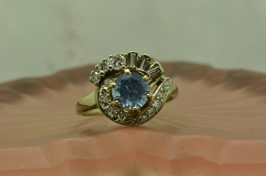 14K White Gold light blue topaz & diamond swirl ring band size 6.5