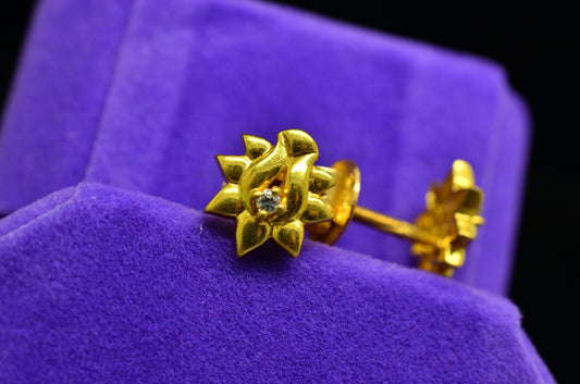 22K Yellow Gold Sun Design stud earrings with tiny round Cubic Zircona