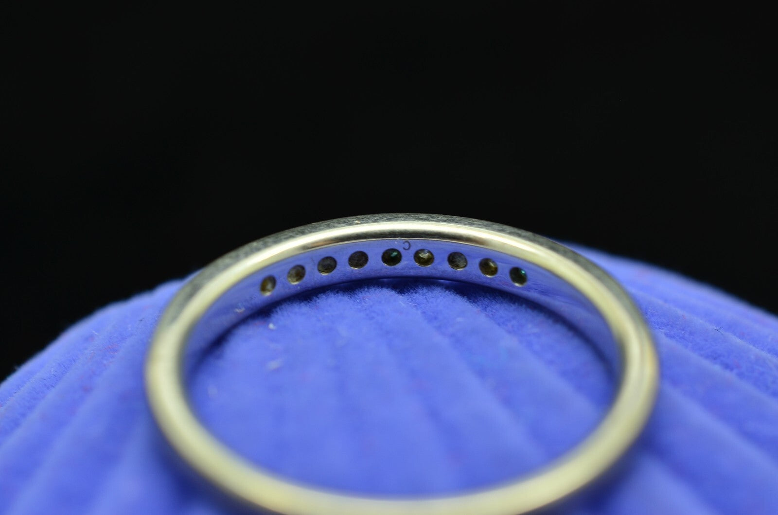 10K White Gold Alt Blue & White Diamond 9 Stone Anniversary Ring Band Size 6.75