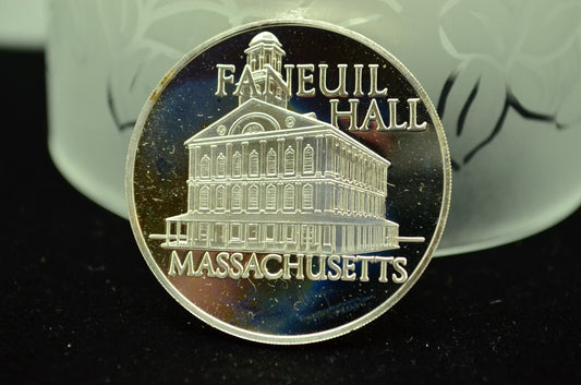 1971 Franklin Mint 925 Sterling Silver Round Medal Massachusetts Faneuil Hall