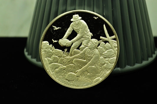 1974 Norman Rockwell Mending Wall Robert Frost Franklin Mint Round 92.5% Silver