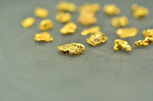 Lot of 18k-20k Yellow Gold tiny natural gold nuggets 2.0 grams