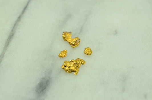 Lot of 18k-20k Yellow Gold tiny natural gold nuggets 1.0 gram