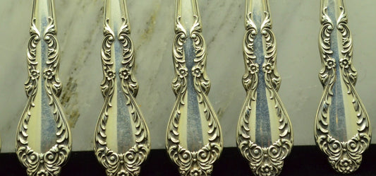 Lot of Eight 925 Sterling Silver Butter Spreaders International Old Charleston