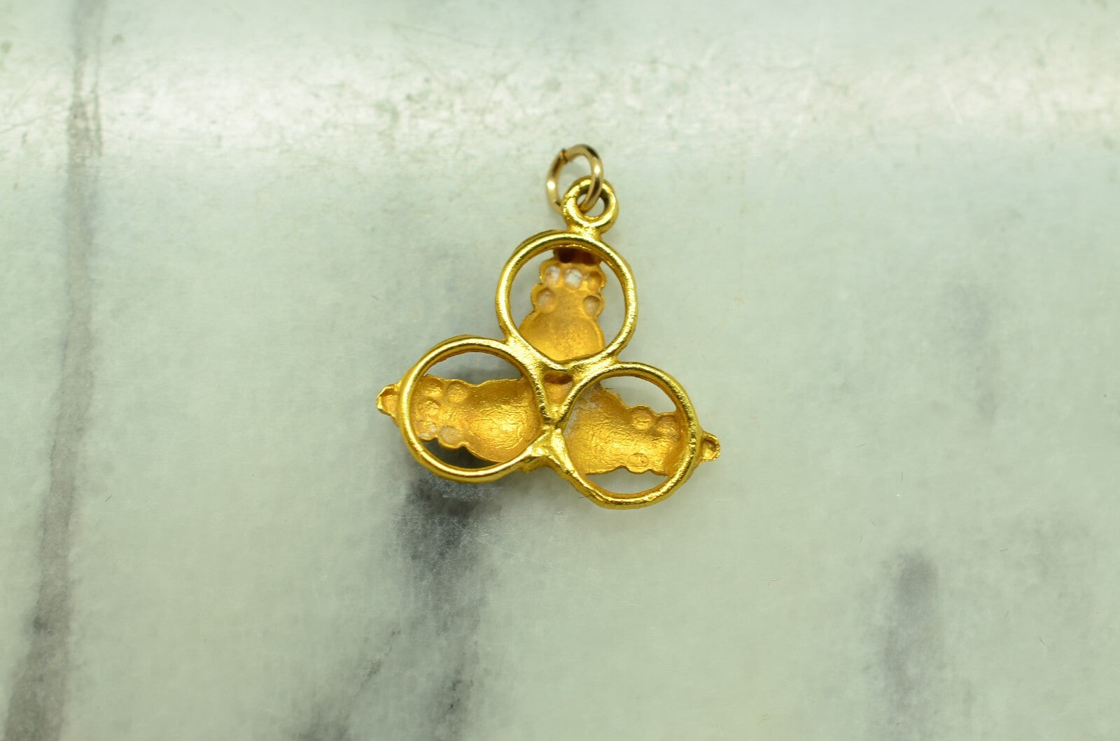 10K Yellow Gold Black Hills Gold Leaves & Grapes Design Pendant Charm