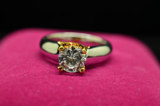 14K White Gold Round Cubic Zirconia Engagement Ring Band Size 5.5