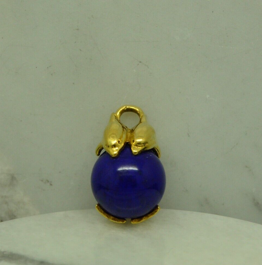 18K Yellow Gold two dolphins over a blue lapis bead pendant charm