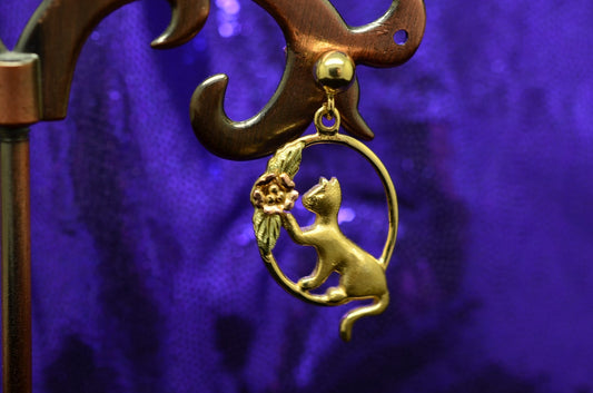 10K Yellow Gold Dangling Framed Kitty Cat Black Hills Gold Leaves Post Earrings