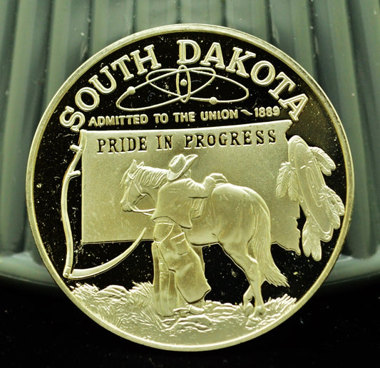 925 Silver Franklin Mint Art Round State of South Dakota