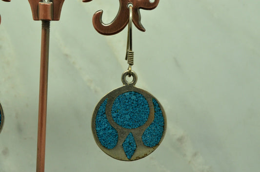 925 Sterling Silver dangling inlaid turquoise chip round fishhook earrings