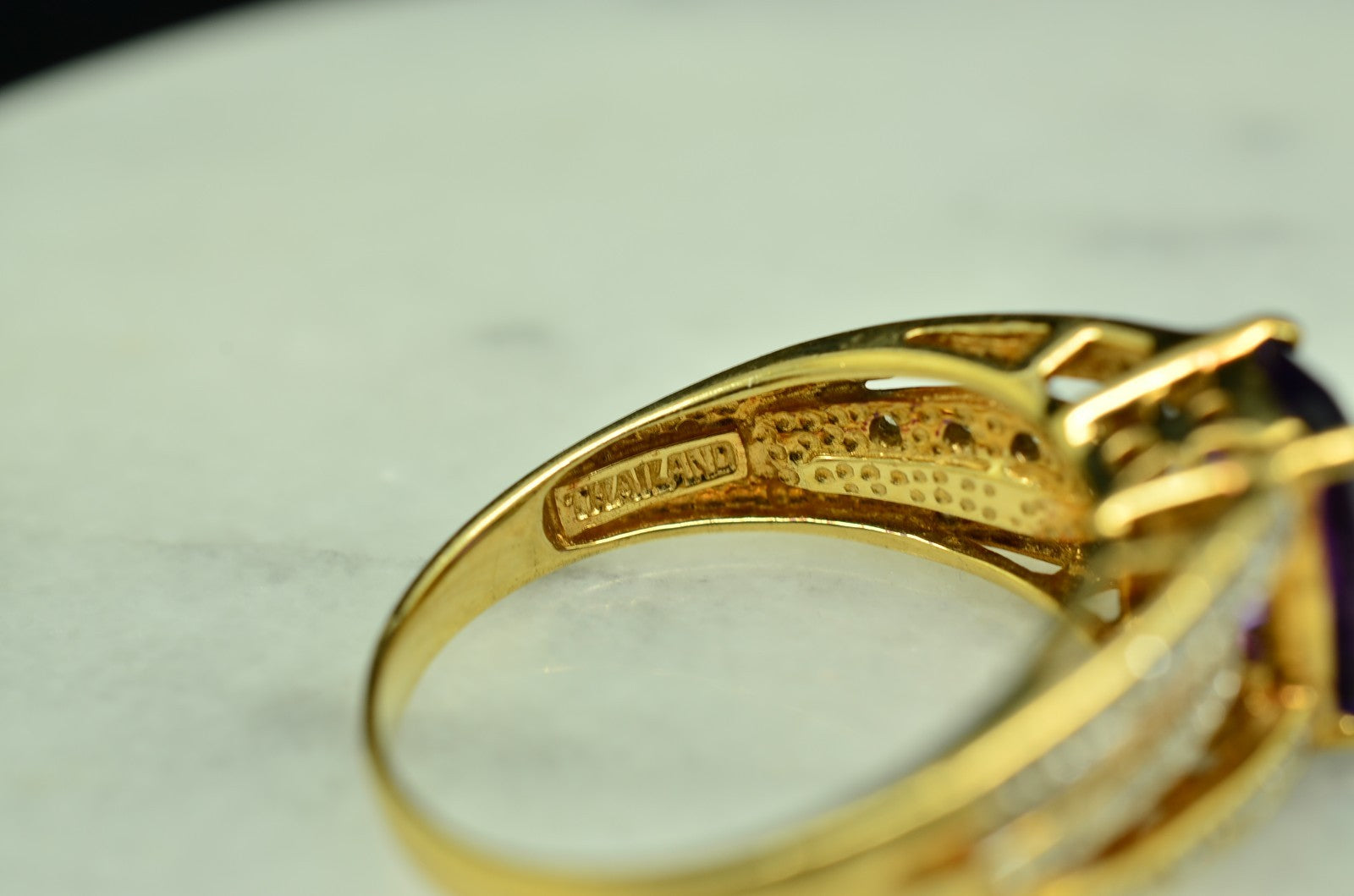 10K Yellow Gold Cushion Cut Amethyst Solitaire Ring Band w/ Diamonds Size 6.75