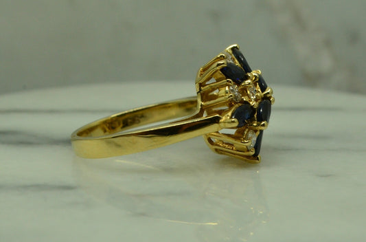 14K Yellow Gold blue sapphire & diamond cluster ring band size 6.75