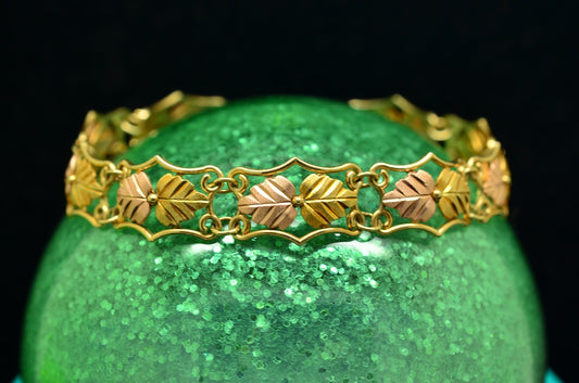 7" 10K Yellow Gold Black Hills Gold leaves chain bracelet 11mm 8.4 grams